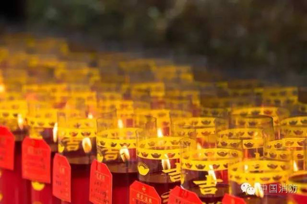 公安部消防局:吸取印度寺庙火灾教训